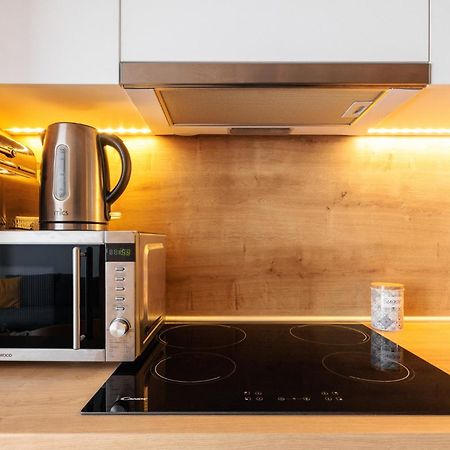 Skg Urban Boutique Apartment Tesalonika Bagian luar foto