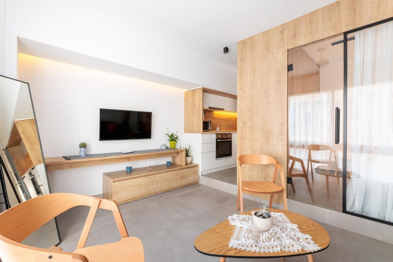 Skg Urban Boutique Apartment Tesalonika Bagian luar foto