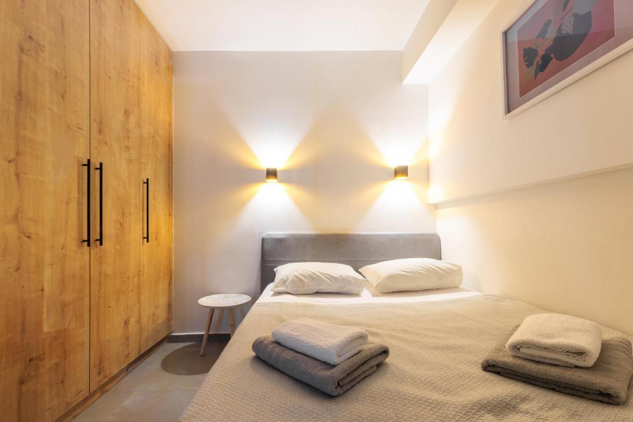 Skg Urban Boutique Apartment Tesalonika Bagian luar foto