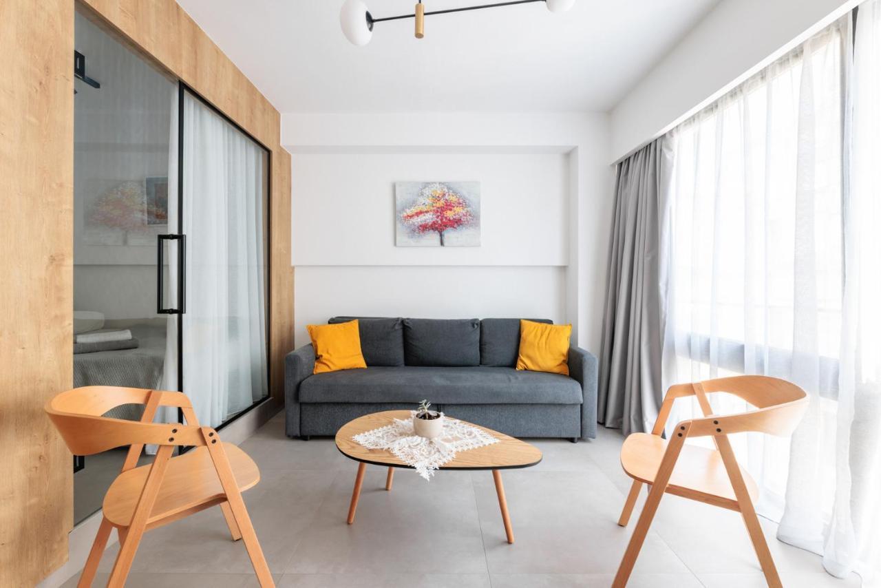 Skg Urban Boutique Apartment Tesalonika Bagian luar foto